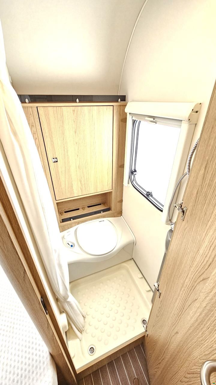 Bürstner Averso 490 TS