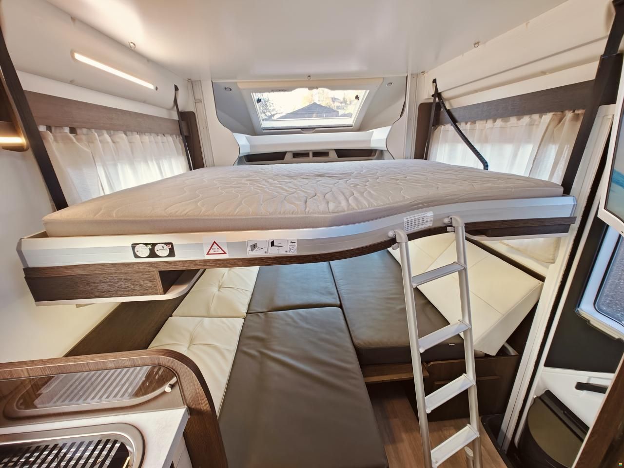 Benimar TESSORO 488 NORTHAUTOKAPP Automat