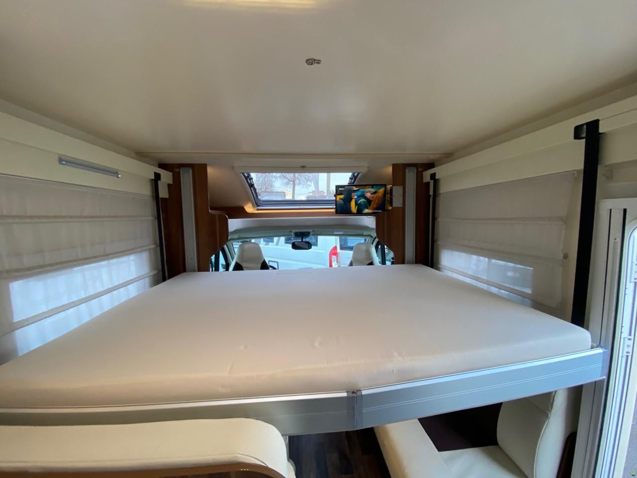 Roller Team Zefiro 235 TL, Fiat 2.3MJ 150PS Automat