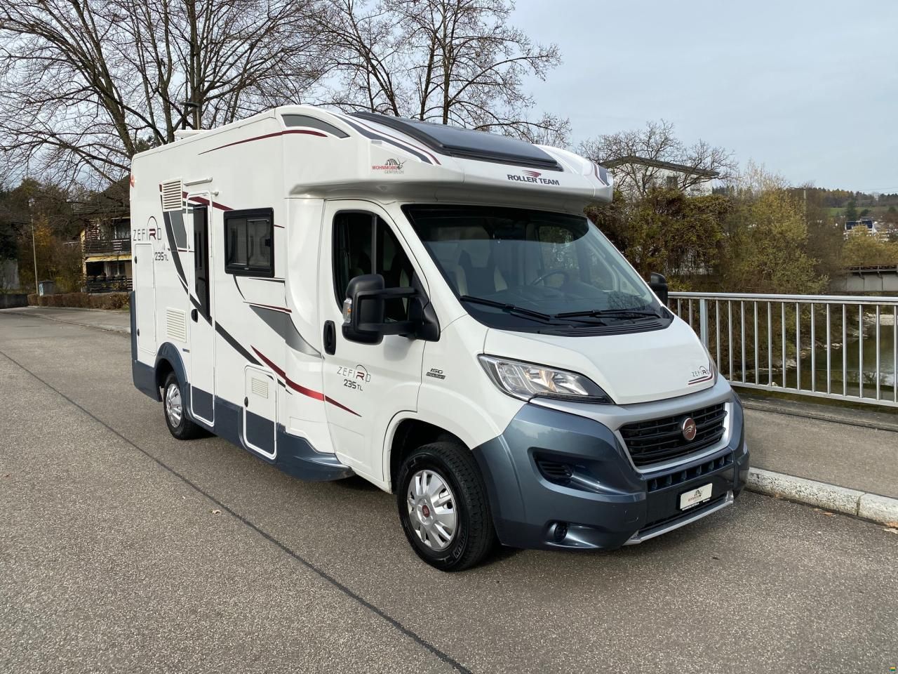 Roller Team Zefiro 235 TL, Fiat 2.3MJ 150PS Automat