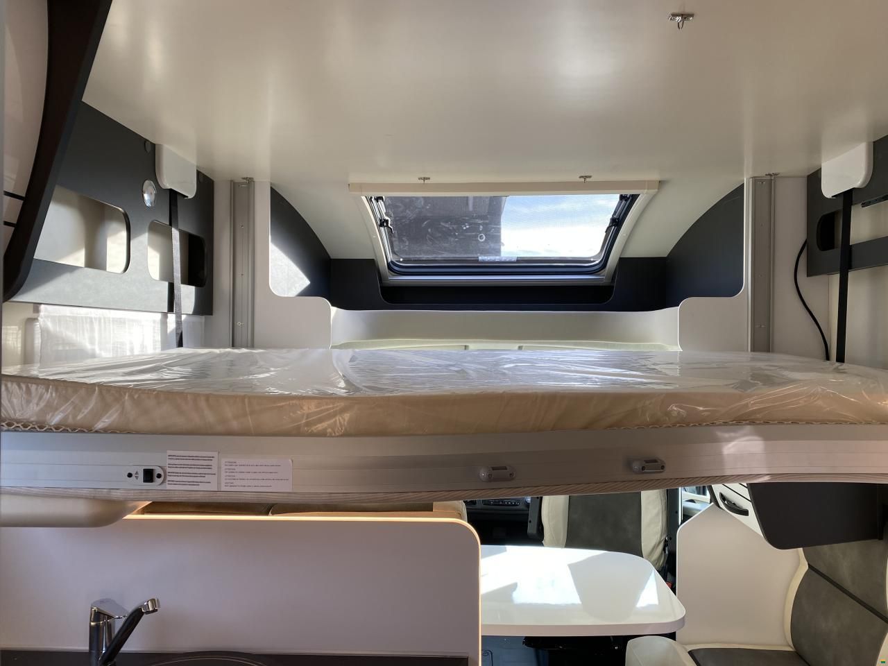 Forster-Reisemobile T 745 EB