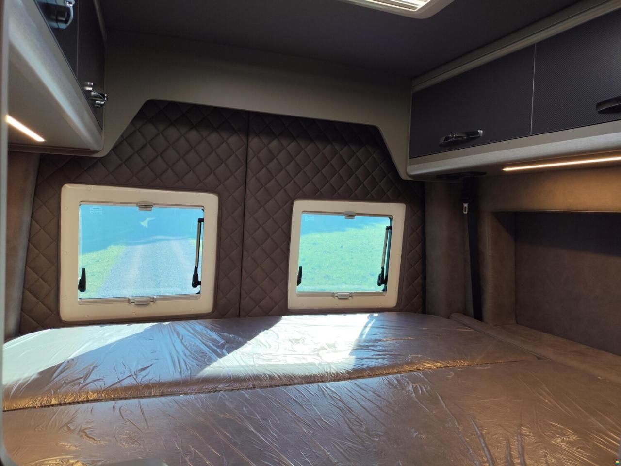 Megamobil Mega Classic 600 S Hubbett MAN 163 PS