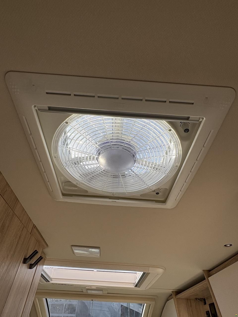 Eura Mobil Profila PT 660 EB