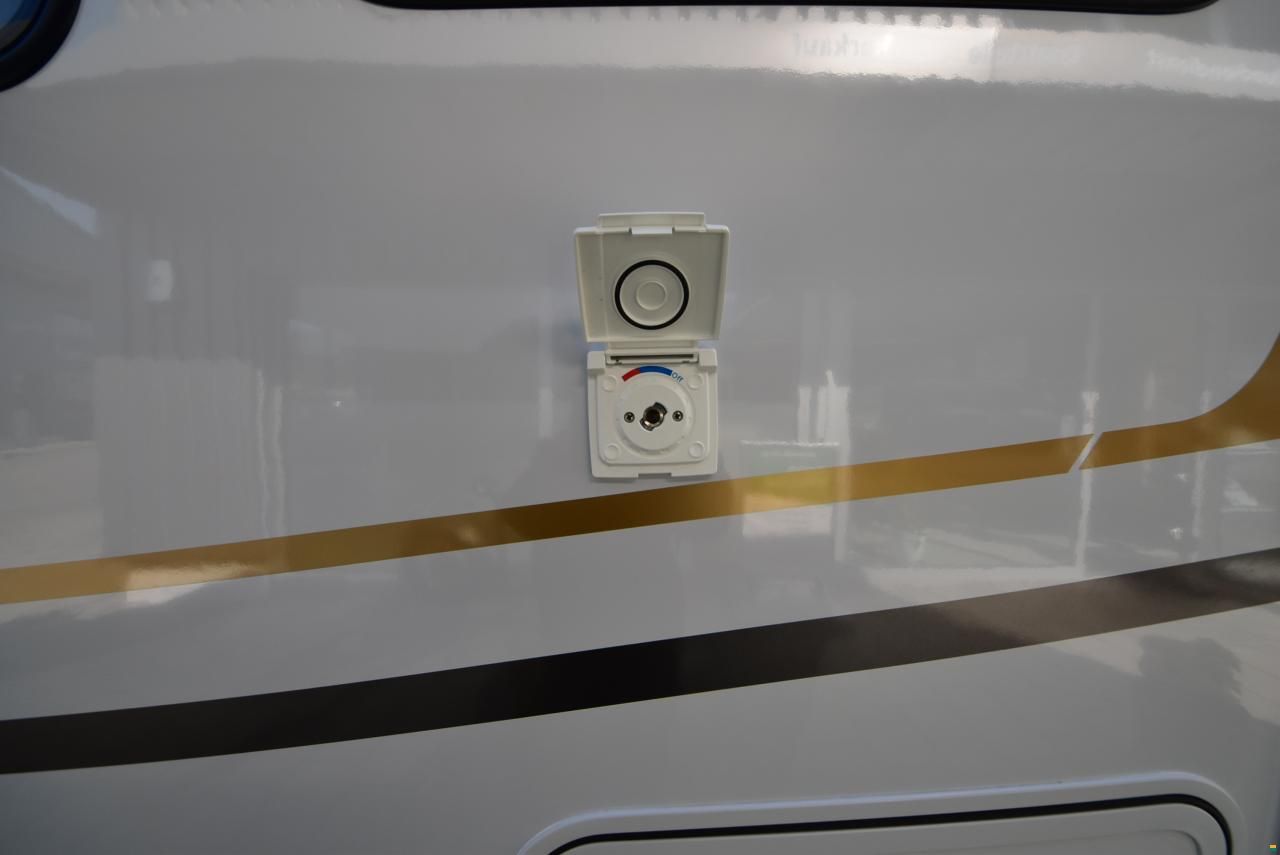 Eura Mobil Profila T 726 EF Freestyle