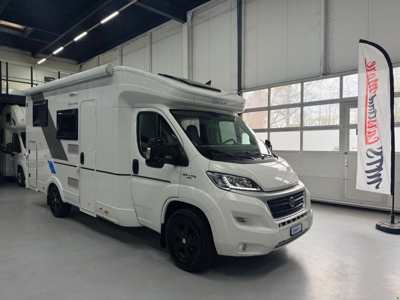 Adria S65L TEILIN.AUTOMAT.LÄNGSBETT