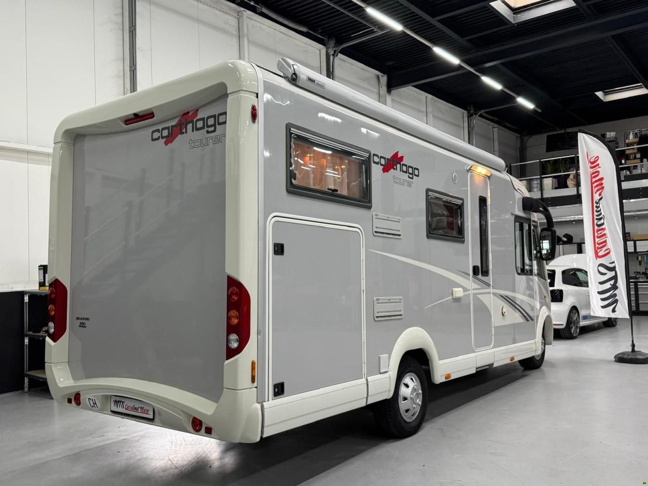 Carthago TOURER-LÄNGSBETT-HUBBETT-ALCOTIEF