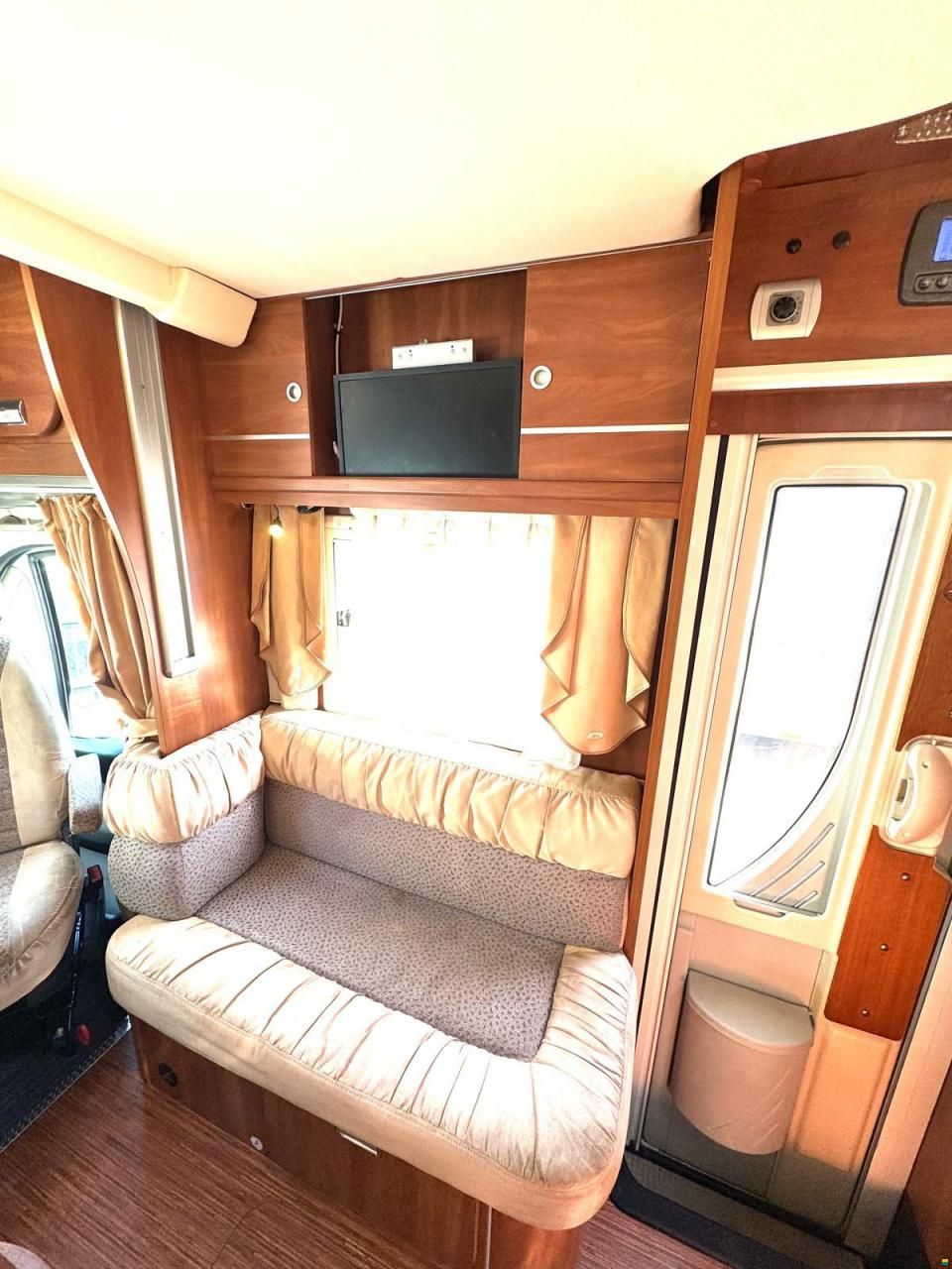 Laika KREOS 4009 EXKLUSIVE