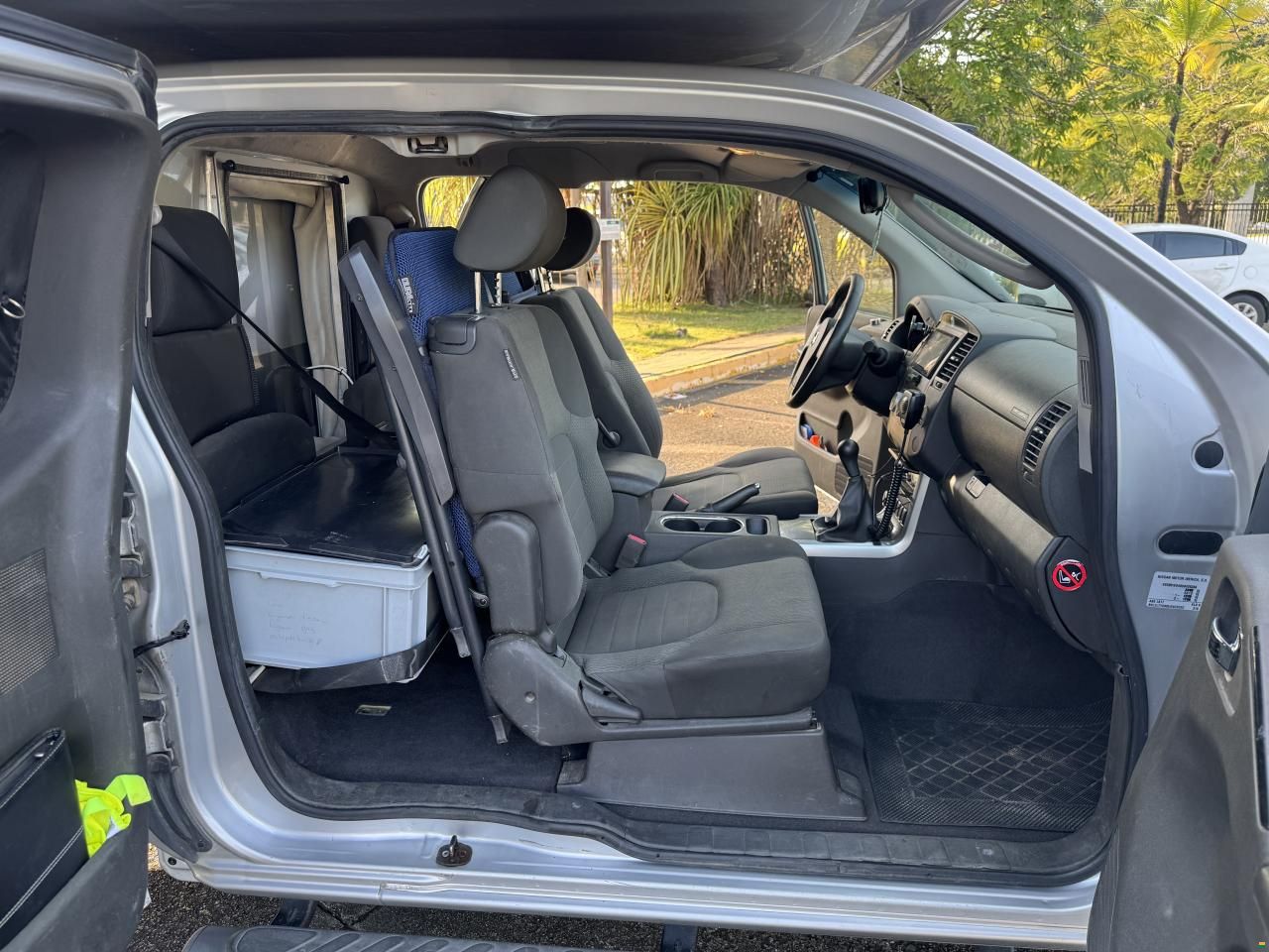 bimobil Nissan Navara mit Wohnkabine