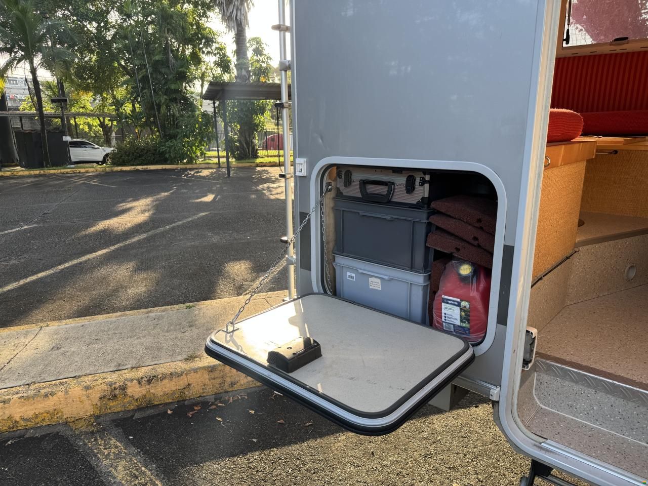 bimobil Nissan Navara mit Wohnkabine