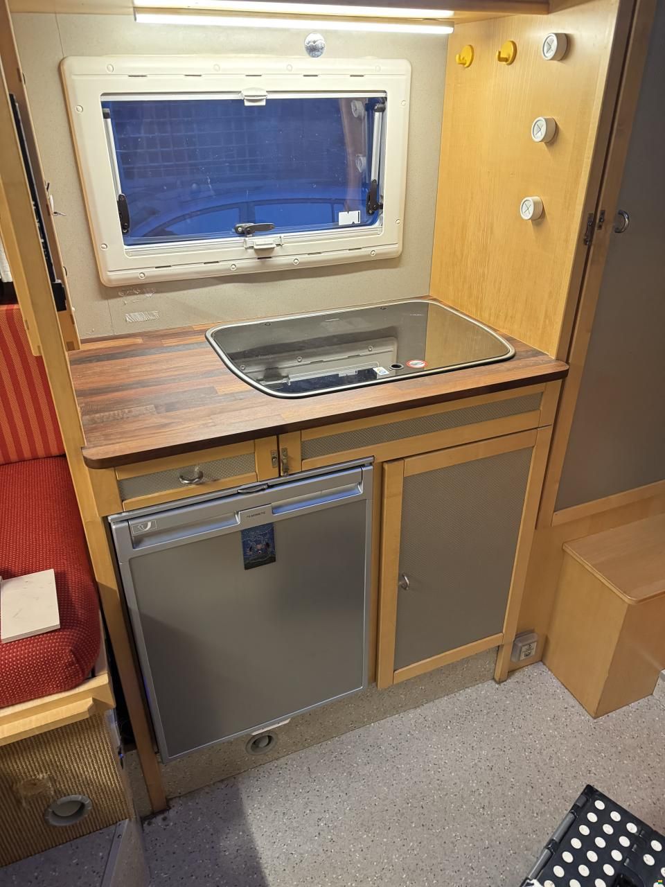 bimobil Nissan Navara mit Wohnkabine