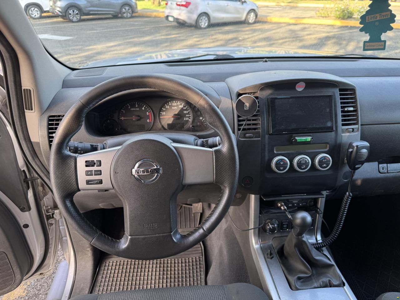 bimobil Nissan Navara mit Wohnkabine