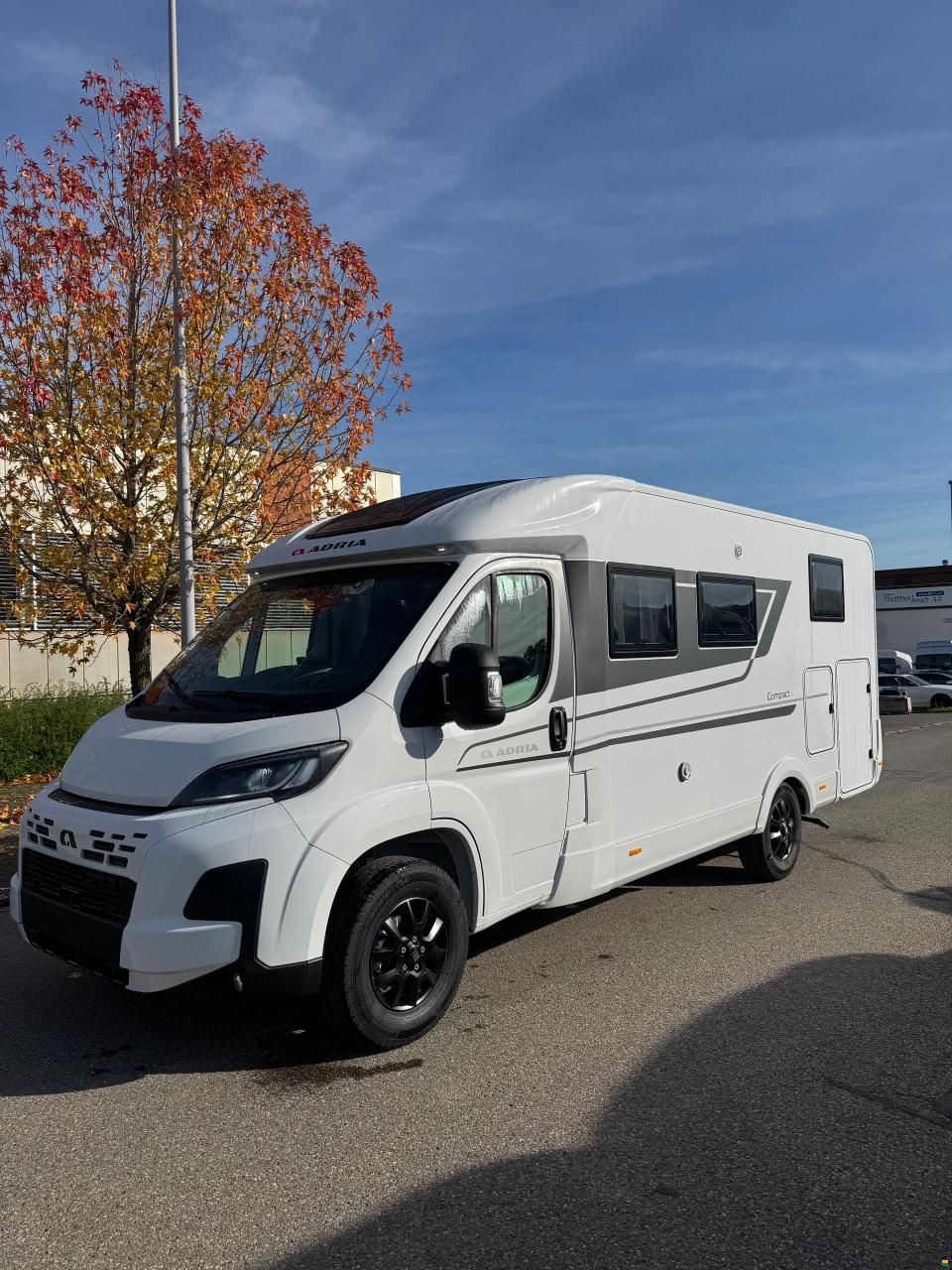 Adria Compact DL