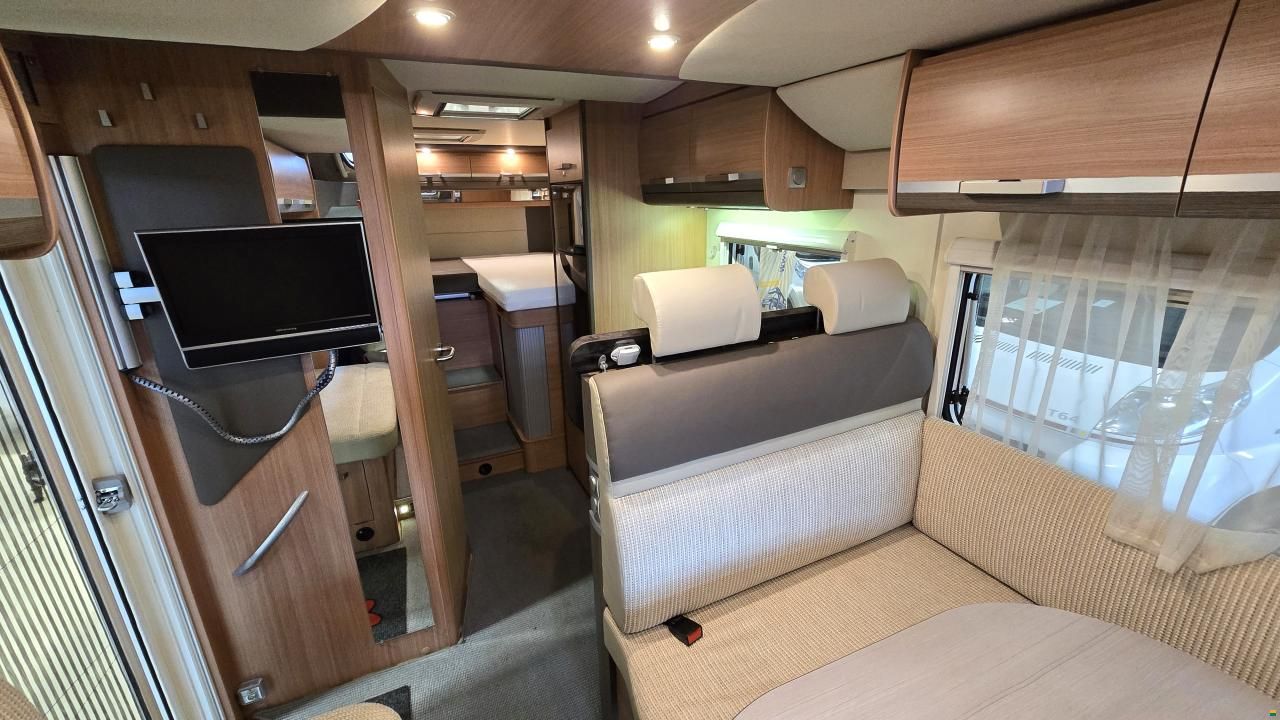 Knaus Sky Wave 700 MEG / Celebration