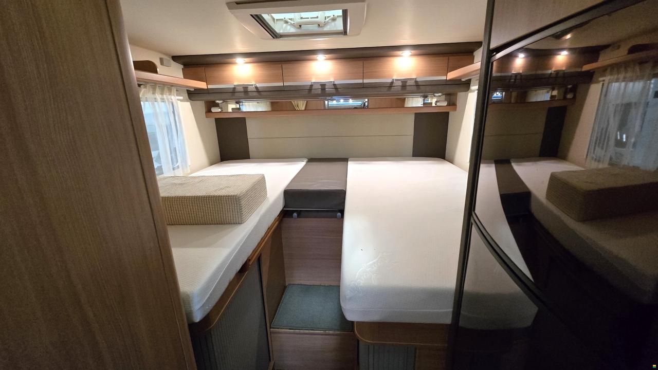 Knaus Sky Wave 700 MEG / Celebration