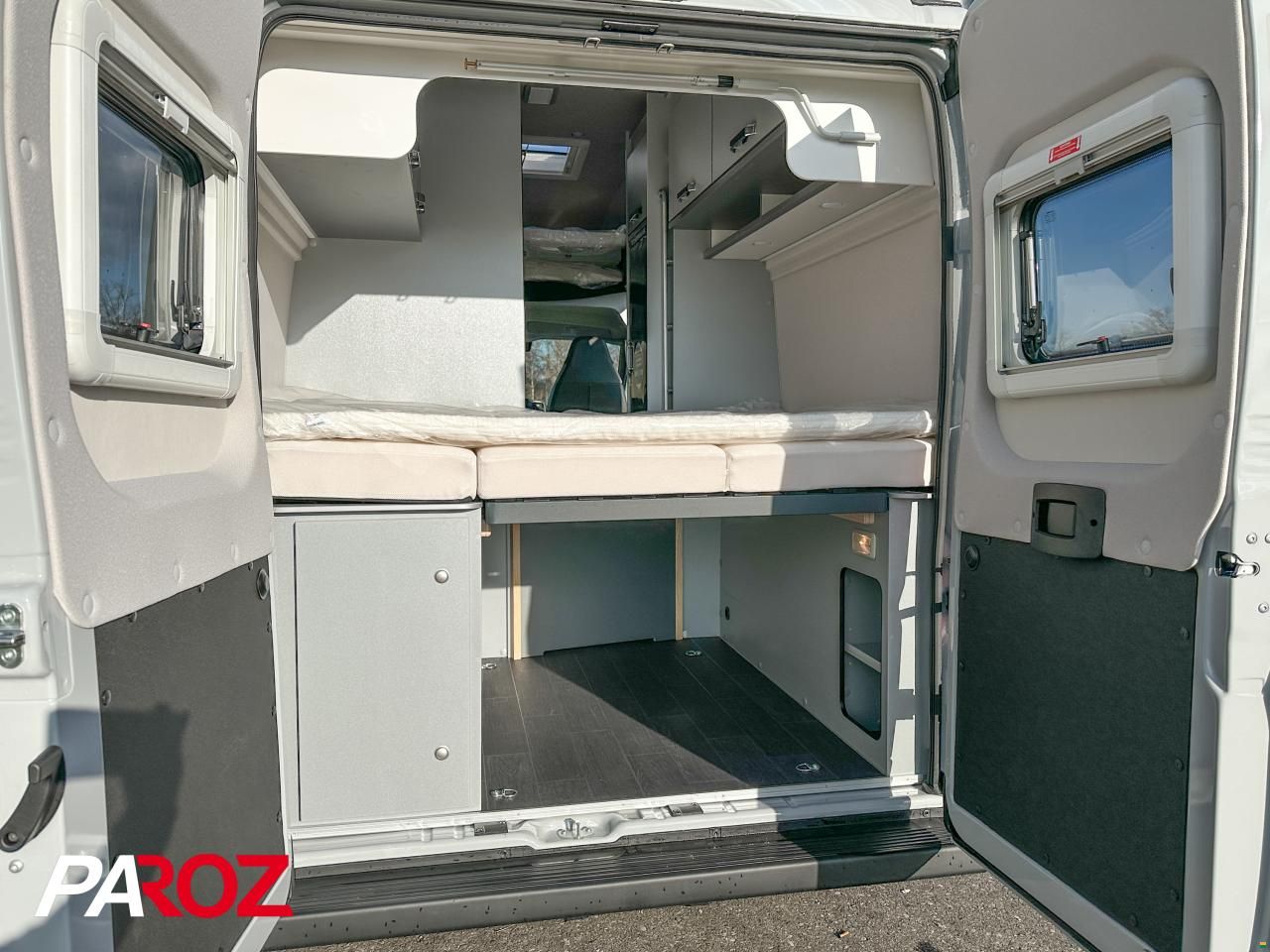 Weinsberg Cara Bus Grey 600 MQH Edition Fire