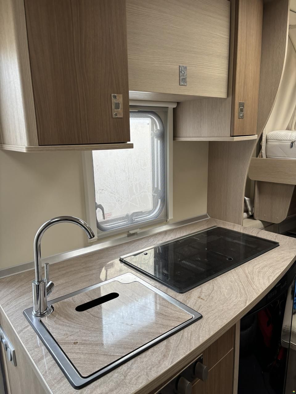 Bürstner AVERSO 440TH PLUS