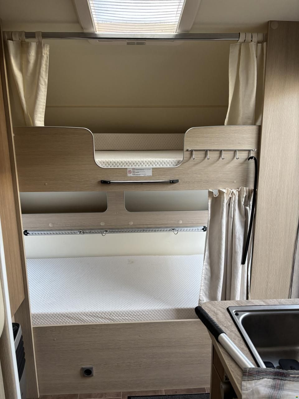 Bürstner AVERSO 440TH PLUS