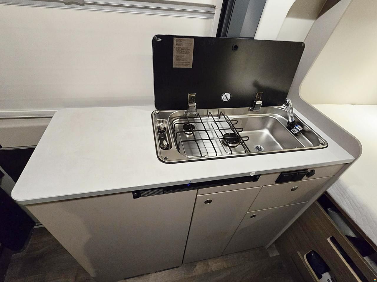 Carado CVE 540 2.2 HUBDACH AUTOMAT MJ