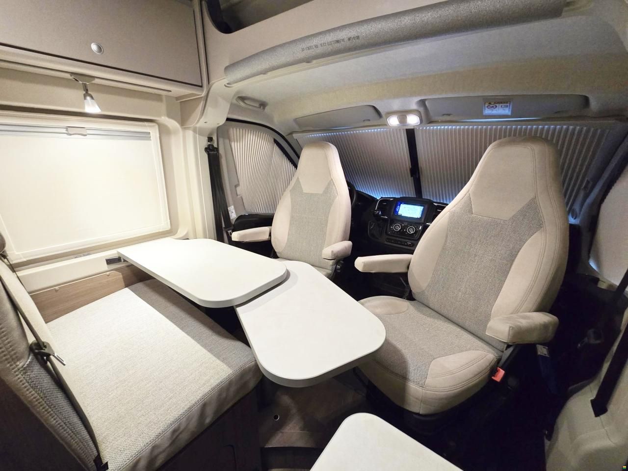 Carado CVE 540 2.2 HUBDACH AUTOMAT MJ