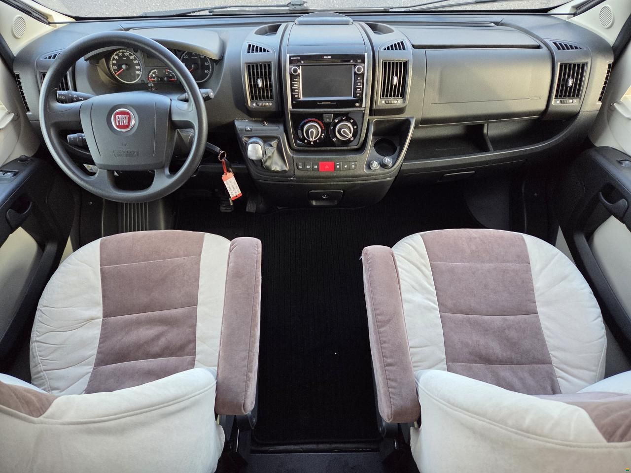 Adria Coral Supreme S 670 SL