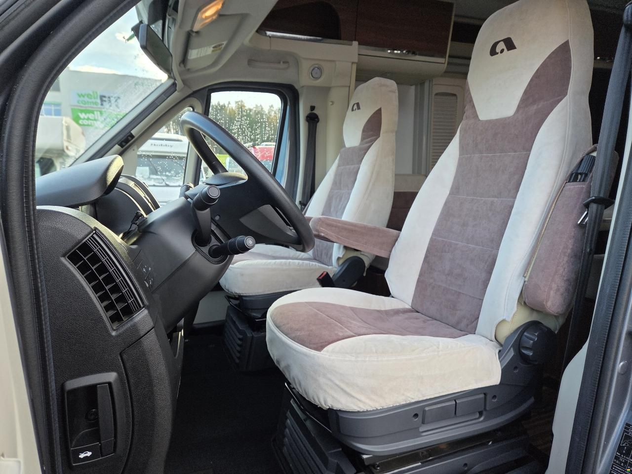 Adria Coral Supreme S 670 SL