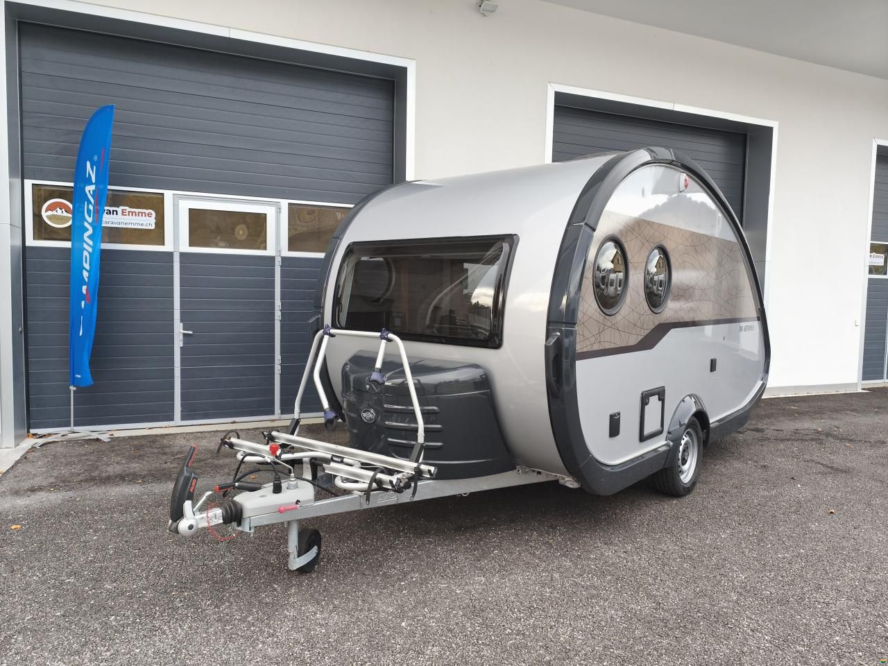 T@B 400td mit Küche, Sitzgruppe, WC, Mover!