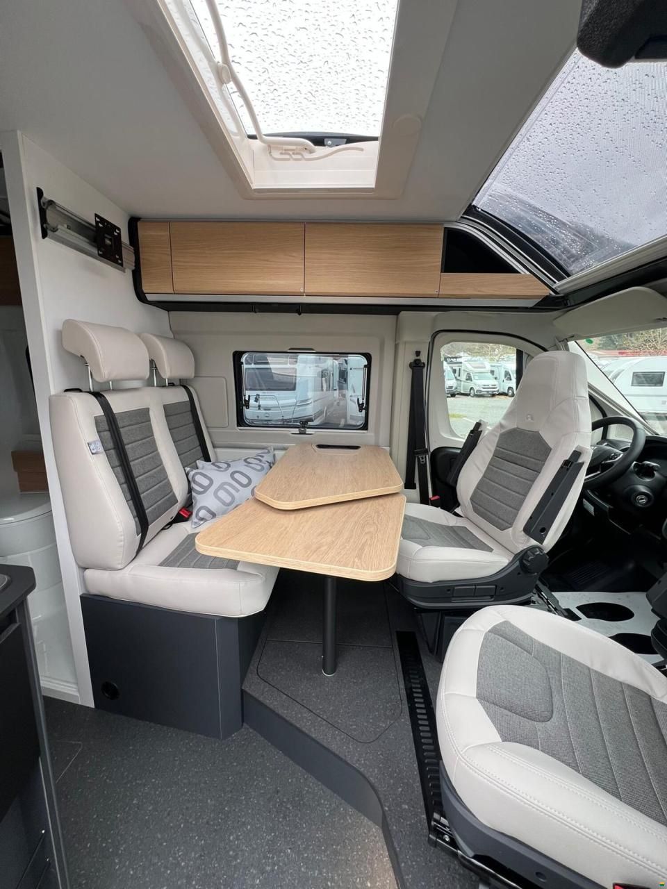 Adria Twin 60Y 640 SLB