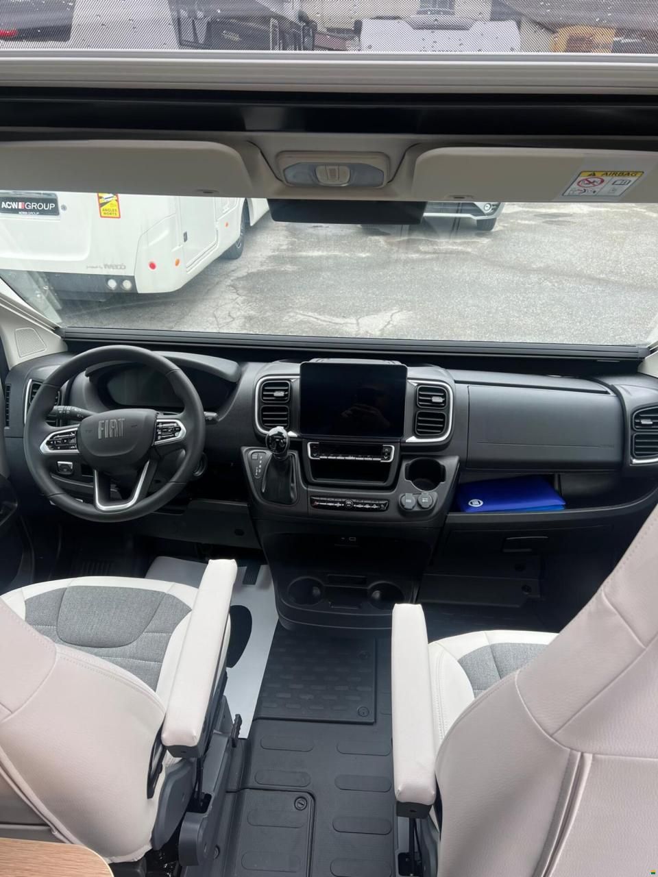 Adria Twin 60Y 640 SLB