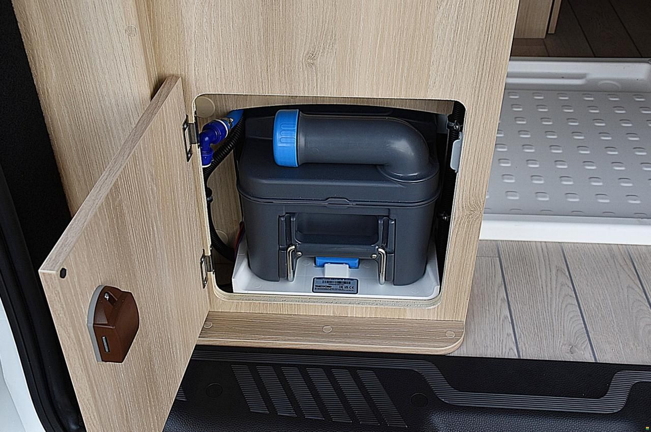 Ford DREAMER COMPACT CAPLAND AUTOMAT