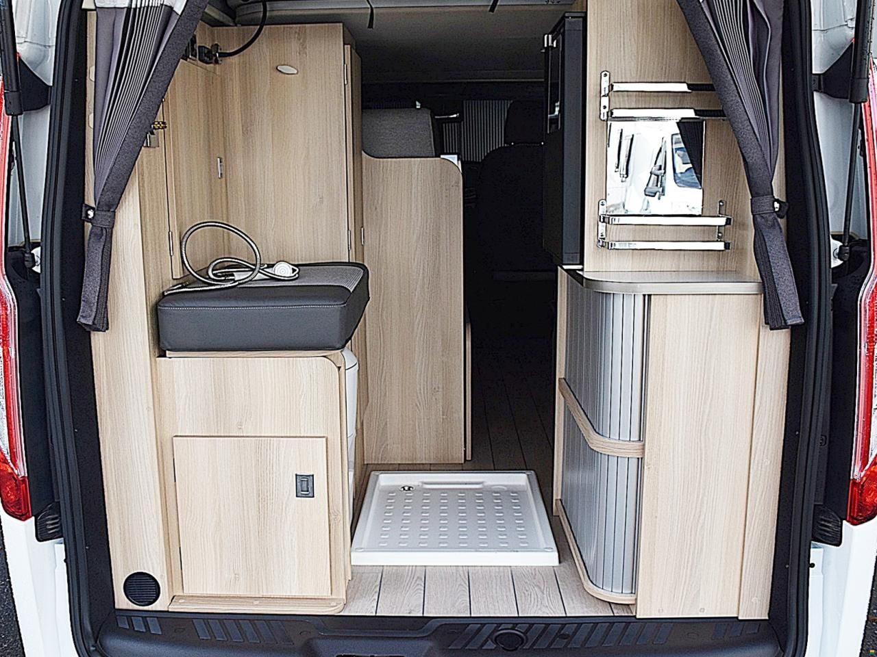 Ford DREAMER COMPACT CAPLAND AUTOMAT