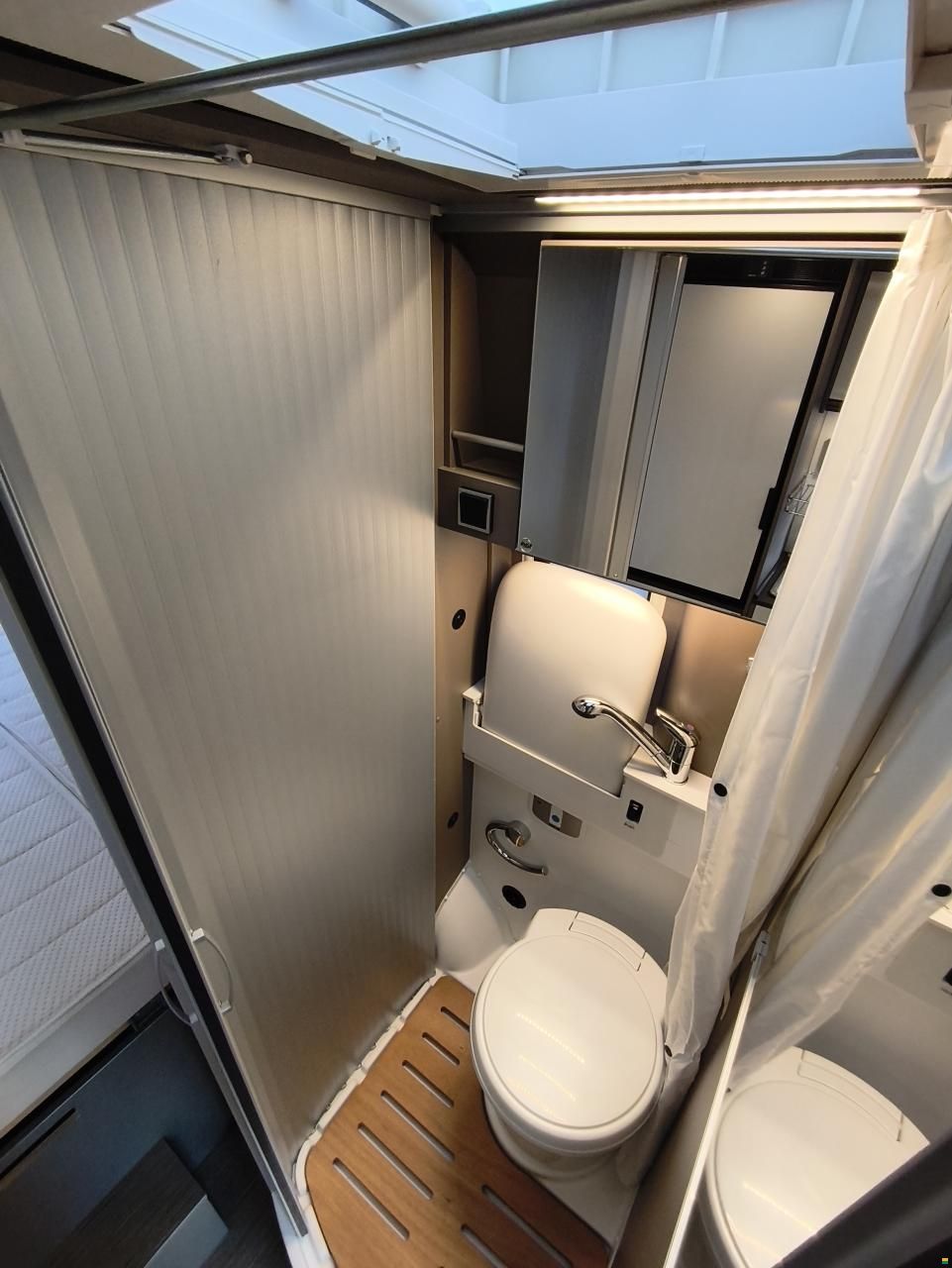 Bürstner City Car 640 mit Einzelbett!