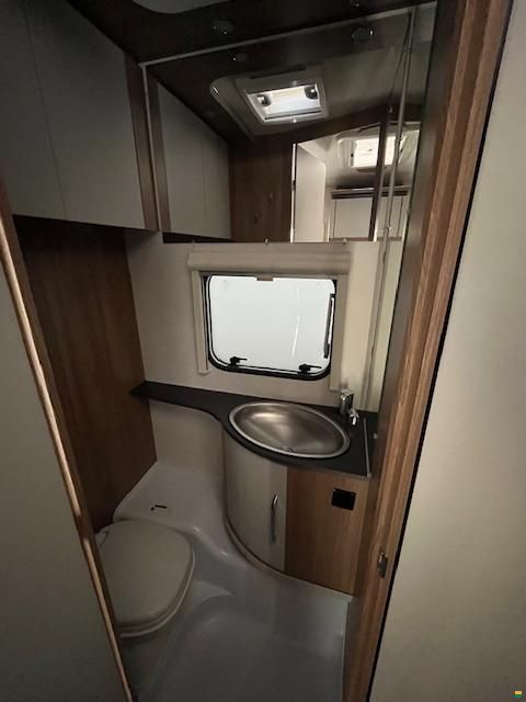 Bürstner Premio plus 520 TL