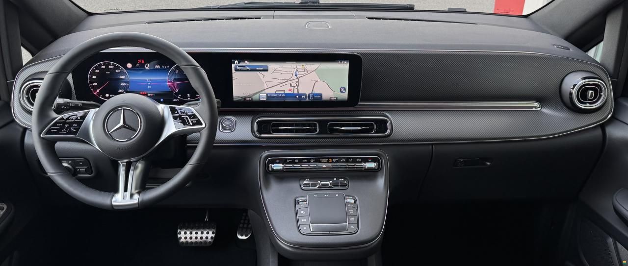 Pössl Vanstar V300 d lang AMG-Line 4matic