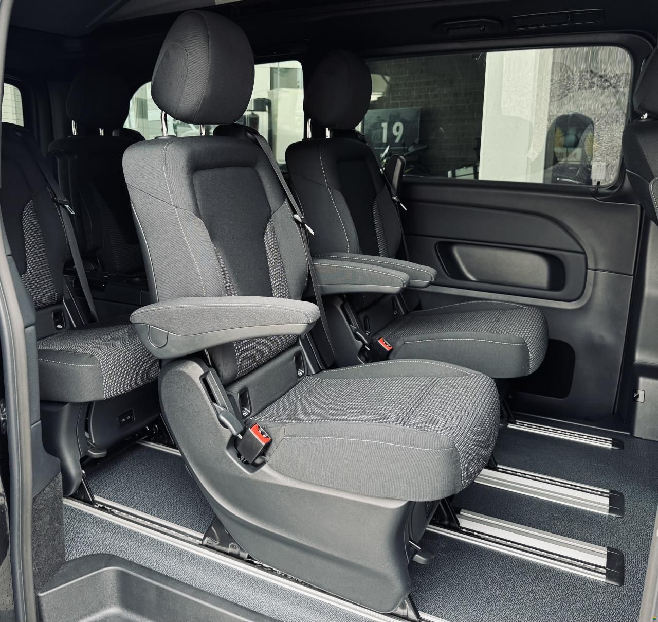 Pössl Vanstar V300 d lang AMG-Line 4matic