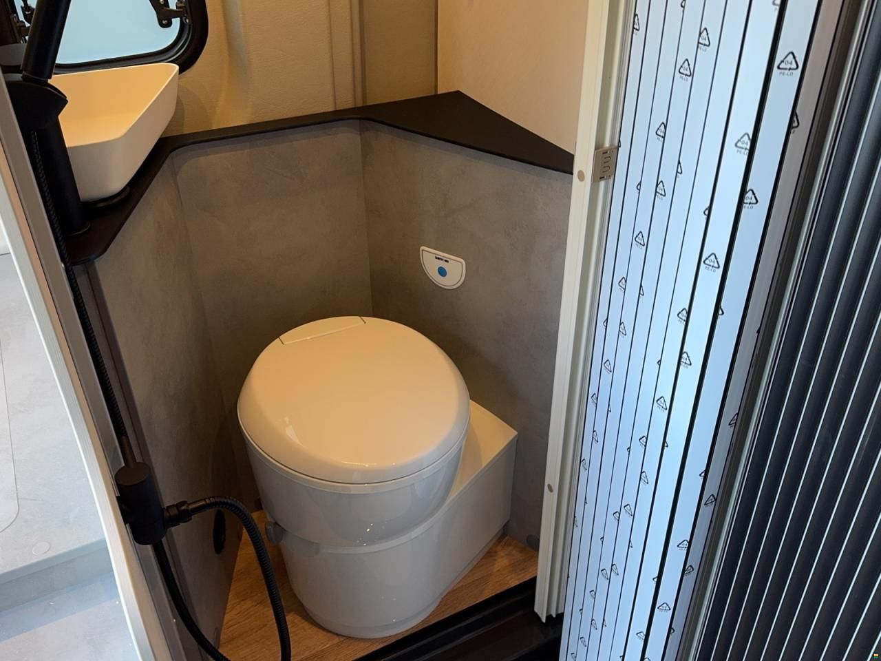 Crosscamp CamperVan Full 540 3.5t  L2H2 2.2 TD 140