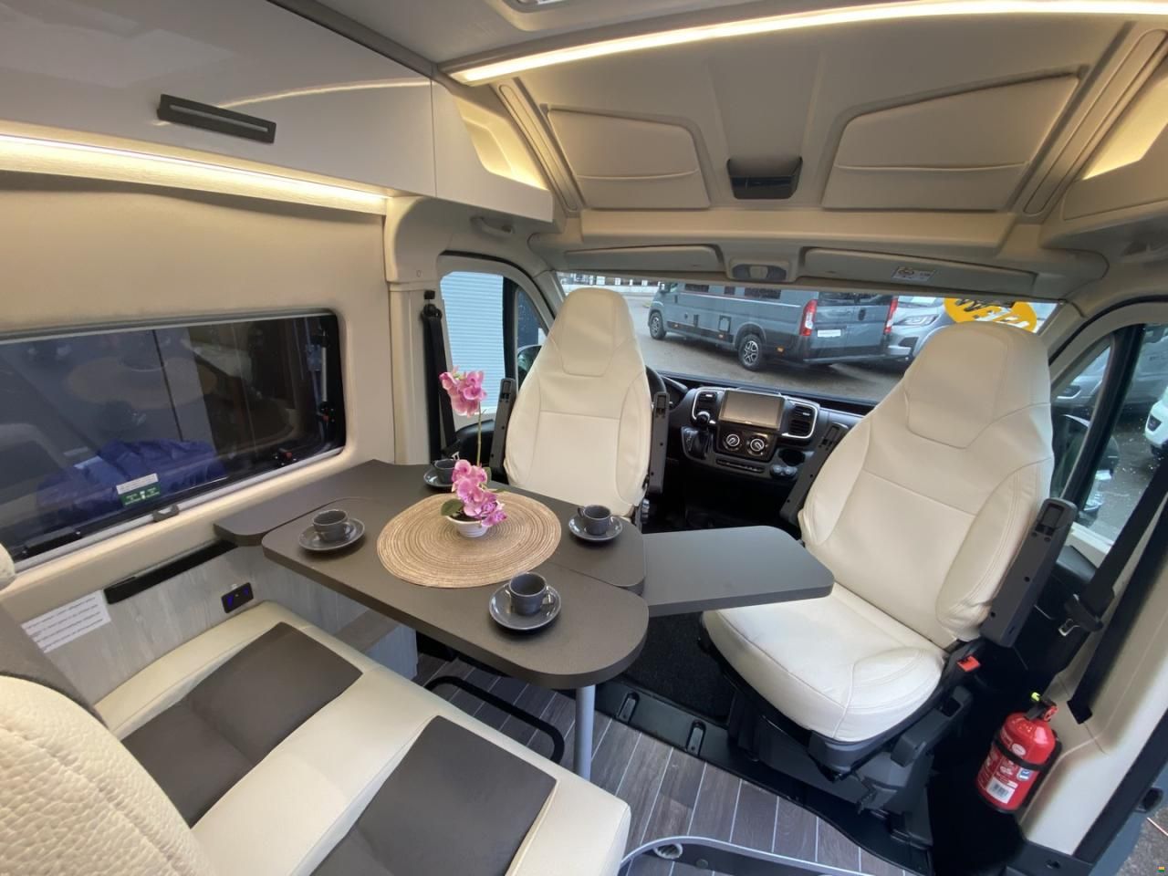 Roller Team Living DUO XL Sport, Fiat 140PS Automat