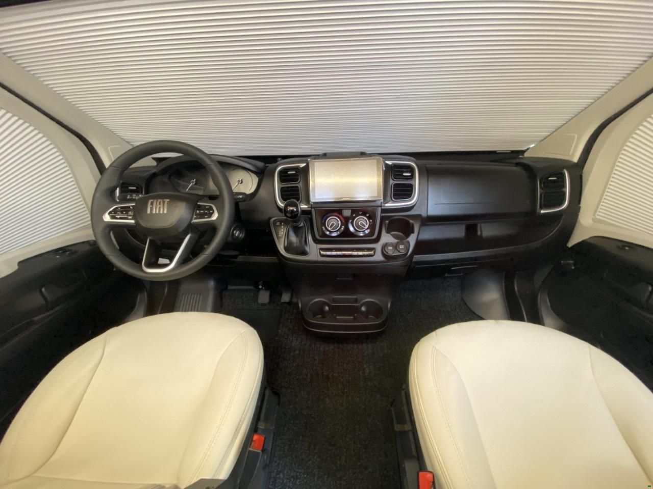 Roller Team Living DUO XL Sport, Fiat 140PS Automat