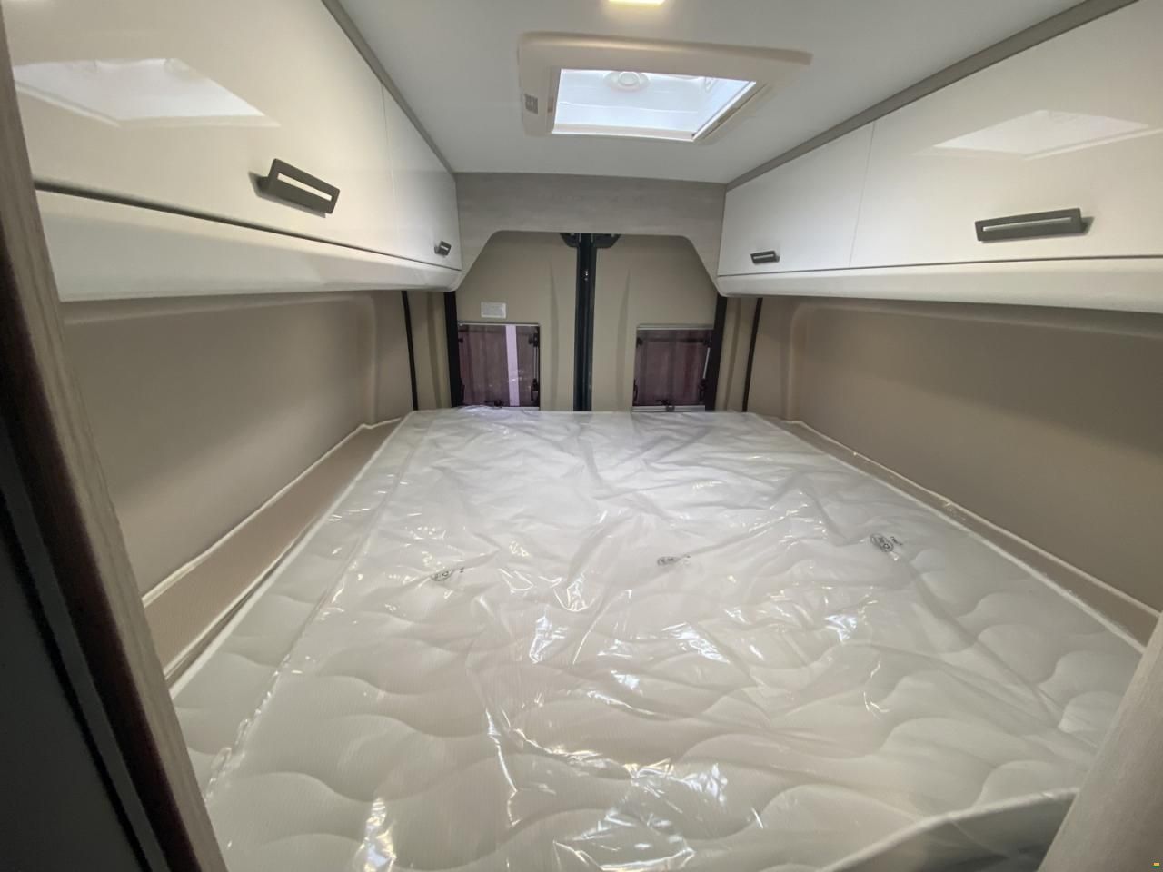 Roller Team Living DUO XL Sport, Fiat 140PS Automat