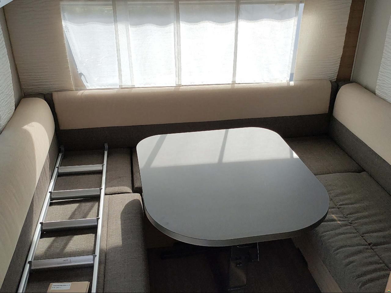 Bürstner Averso Plus