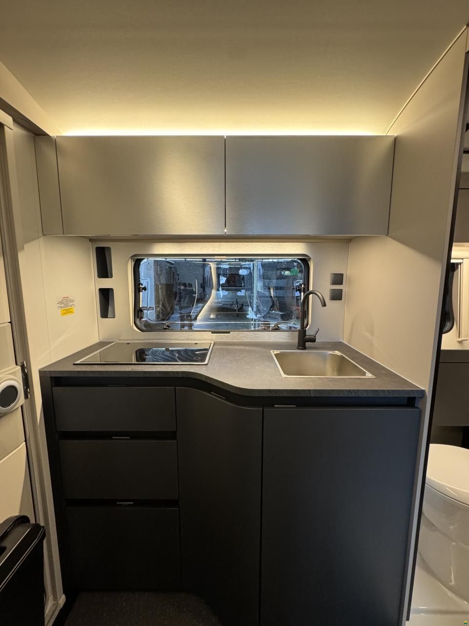 Adria Action Sports 391 LH