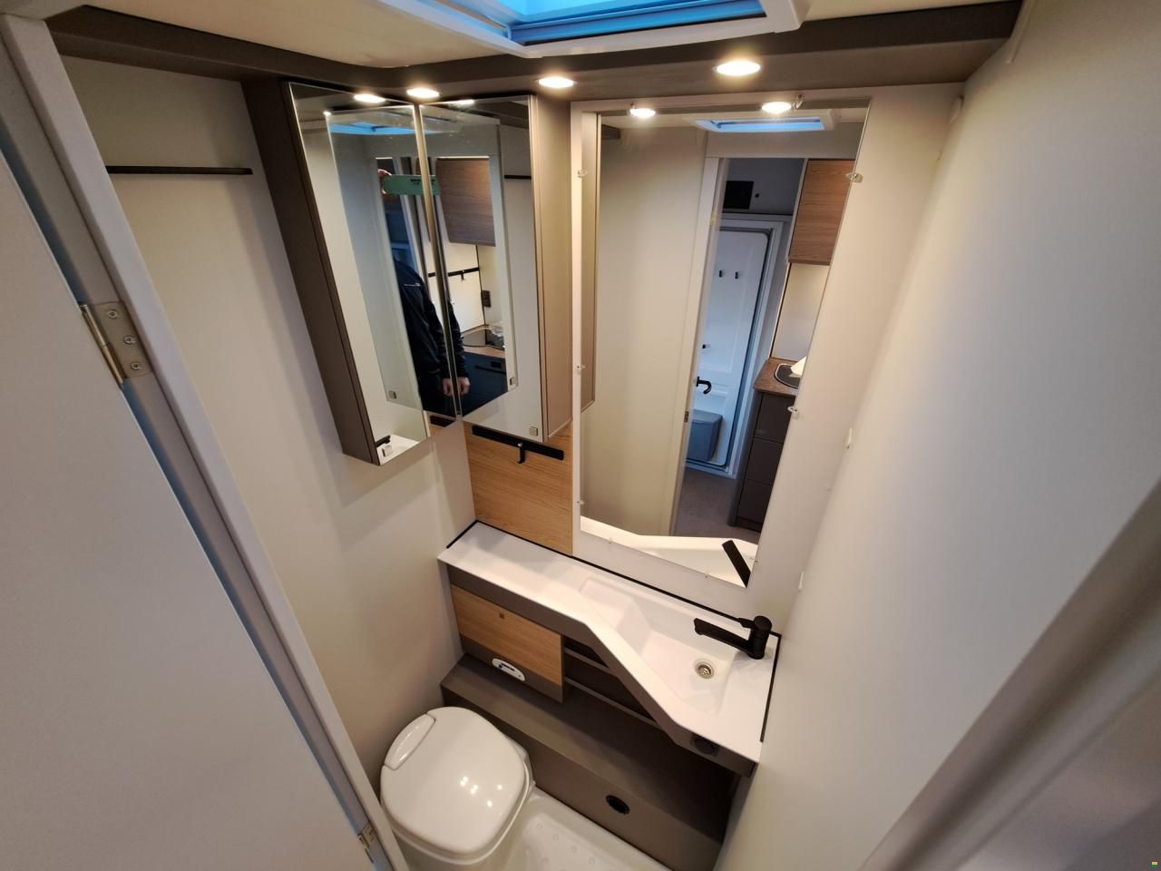 Bürstner Averso Plus 520 TL B66