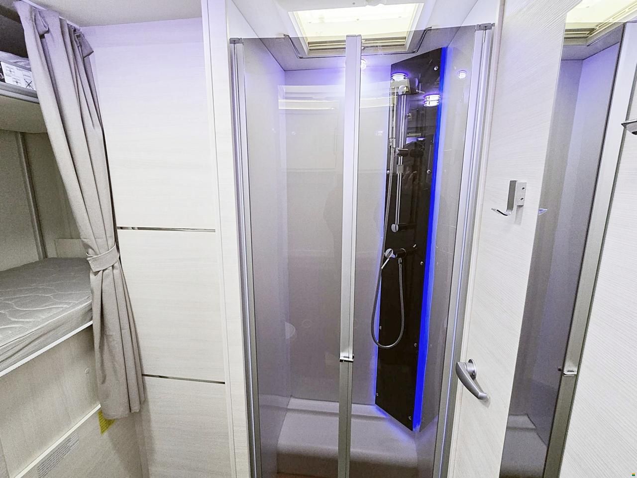 Challenger 380 GRAPHITE EDITION PREMIUM 2.0 AUTOMAT