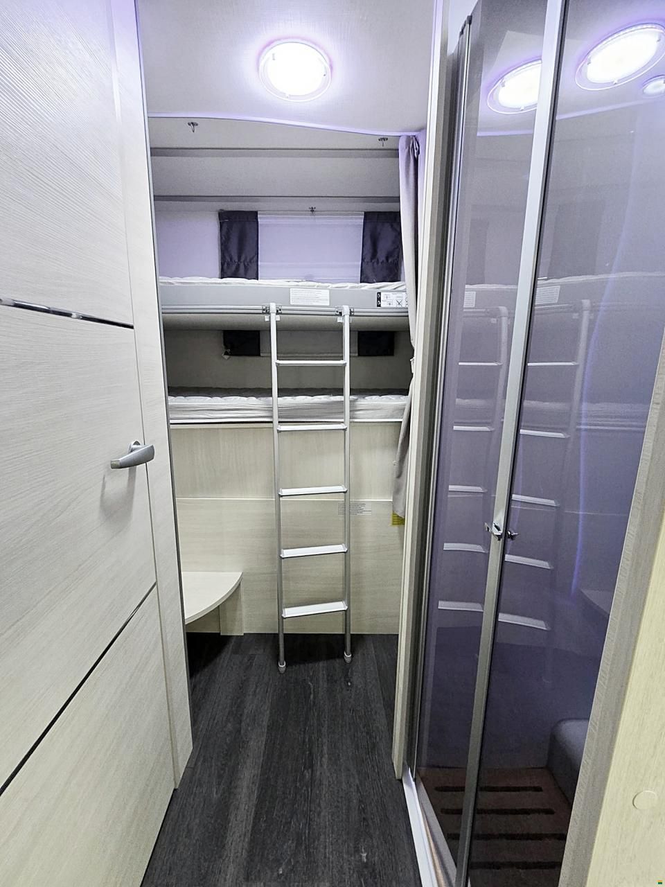 Challenger 380 GRAPHITE EDITION PREMIUM 2.0 AUTOMAT