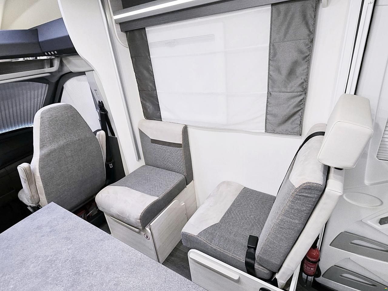 Challenger 380 GRAPHITE EDITION PREMIUM 2.0 AUTOMAT