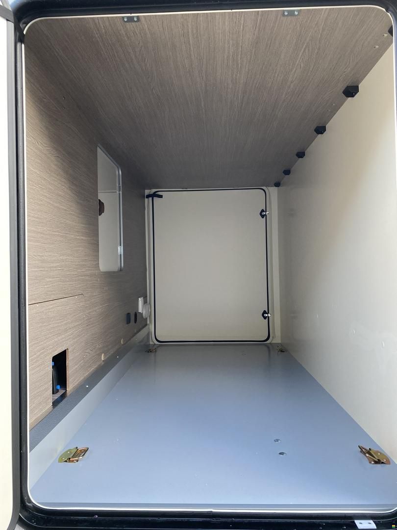 Roller Team Zefiro 287 TL, Fiat 140PS Automat