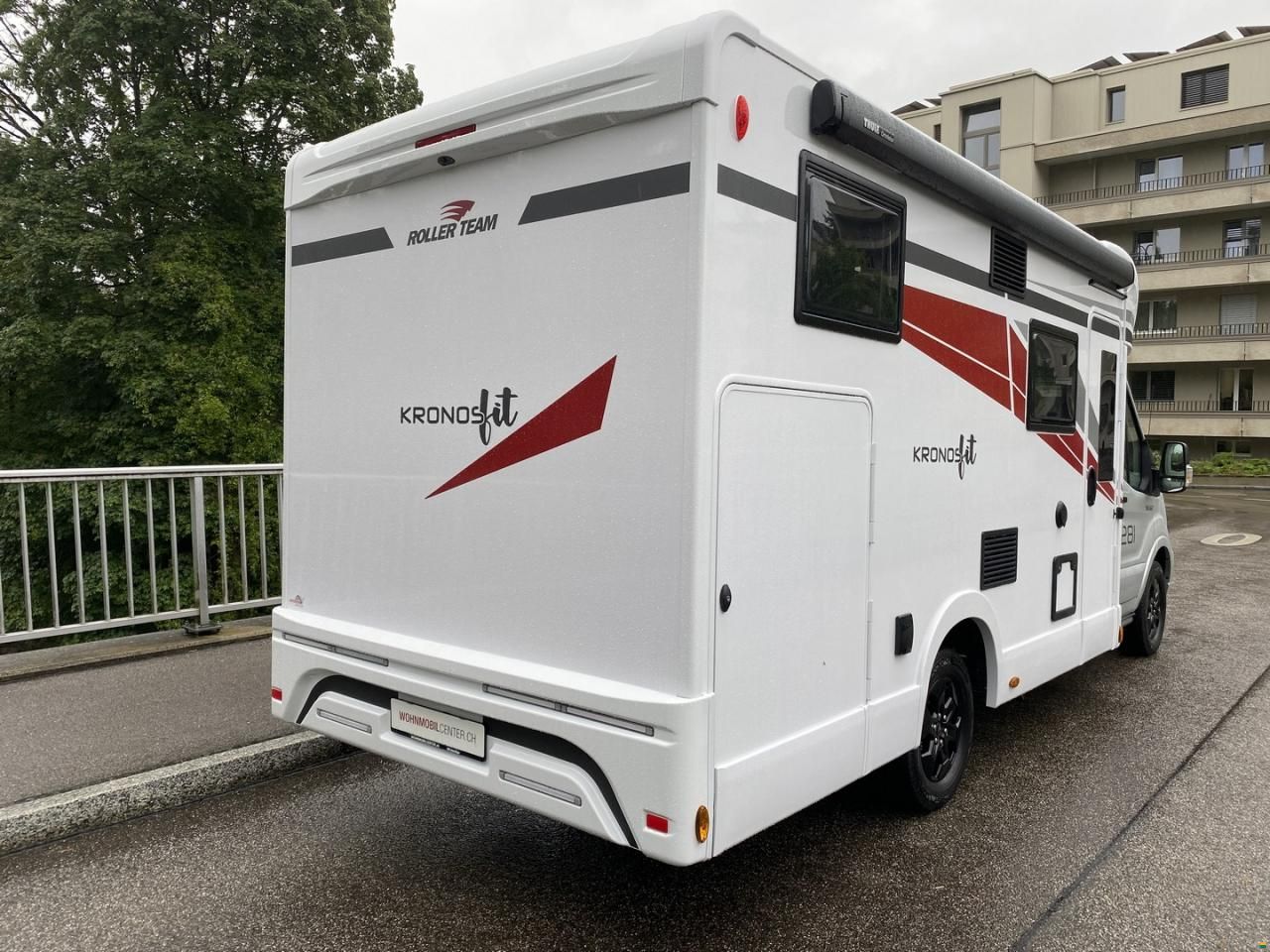 Roller Team Kronos FIT 281P, Ford 165PS Automat