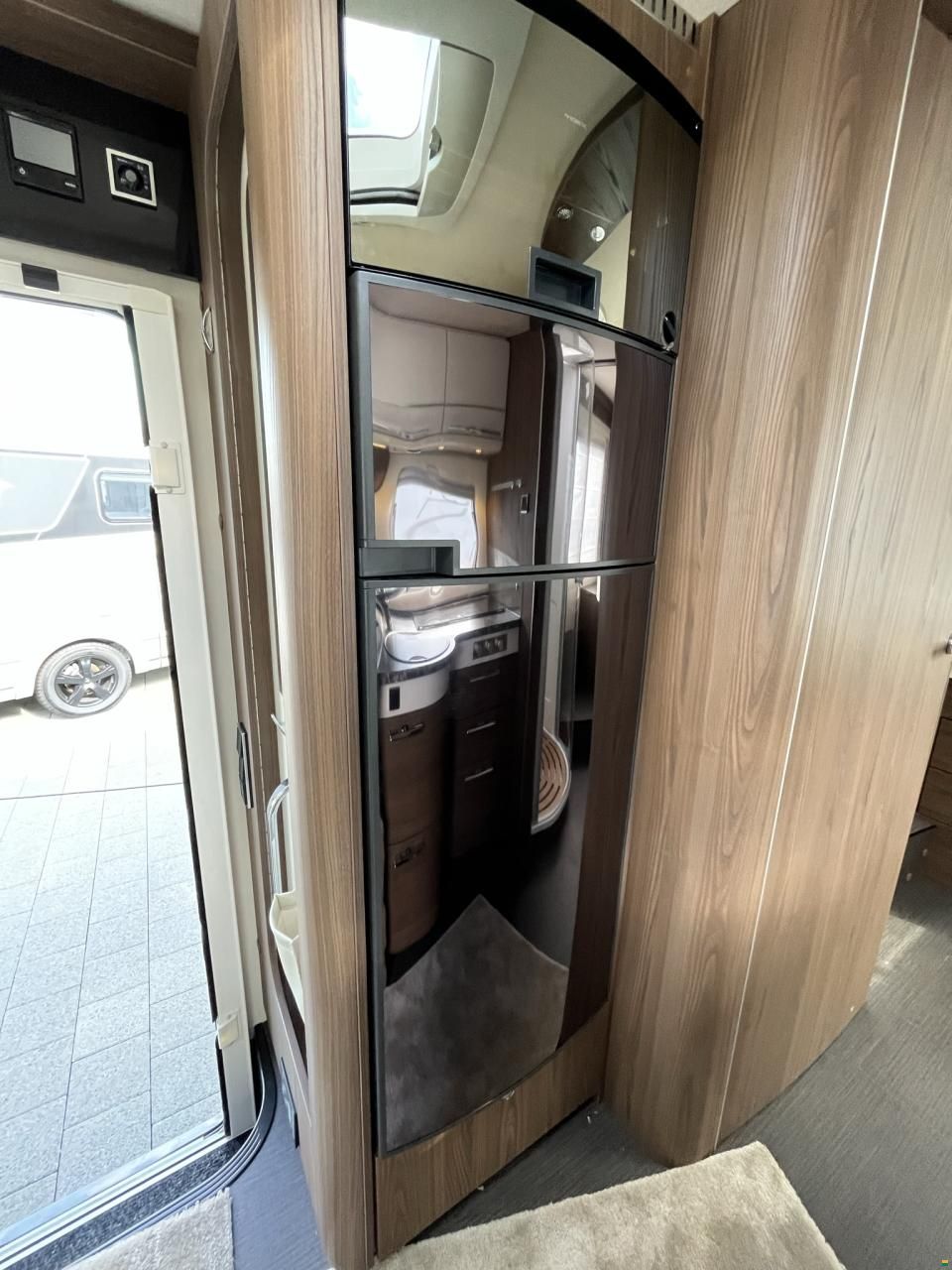 Hymer B708SL