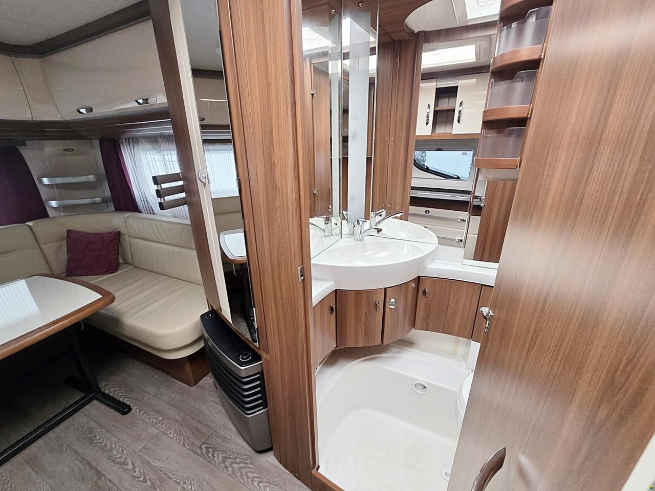 Hobby 495 UL PREMIUM CAMPER