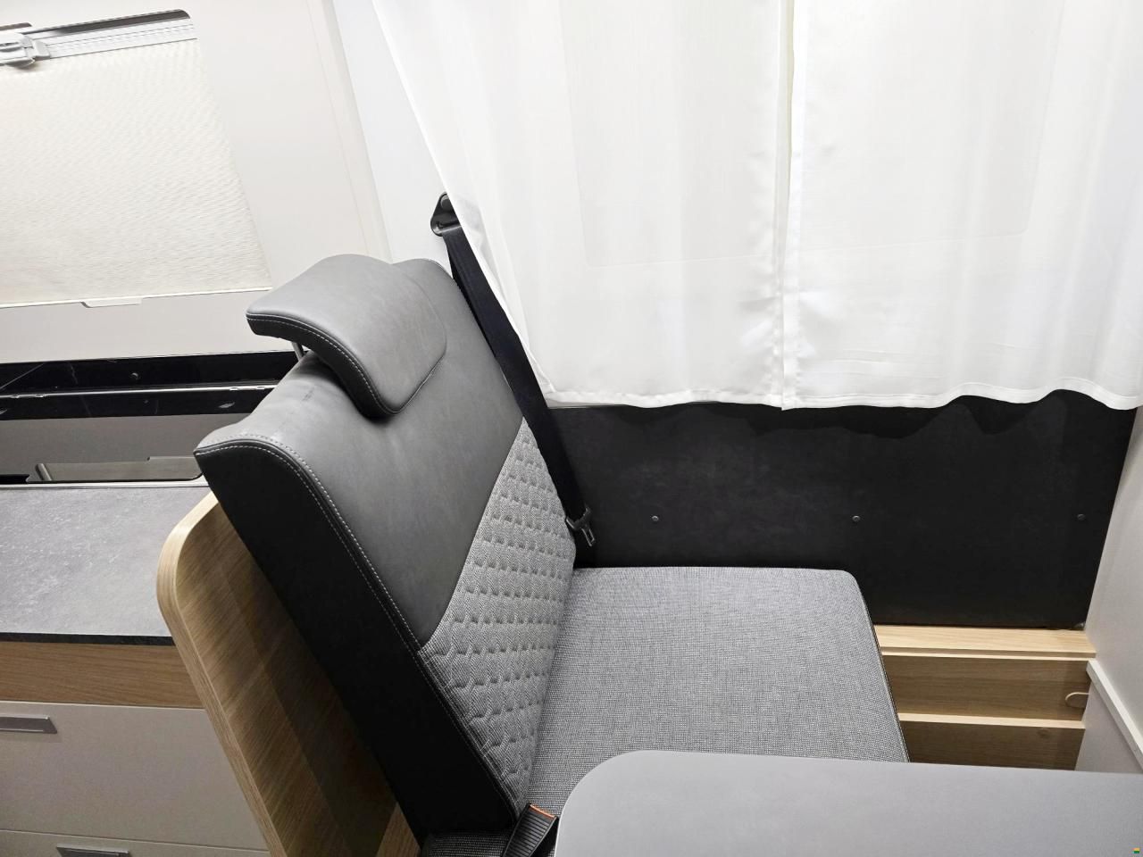 Adria Coral 650 DL AXESS 2.2 HDI