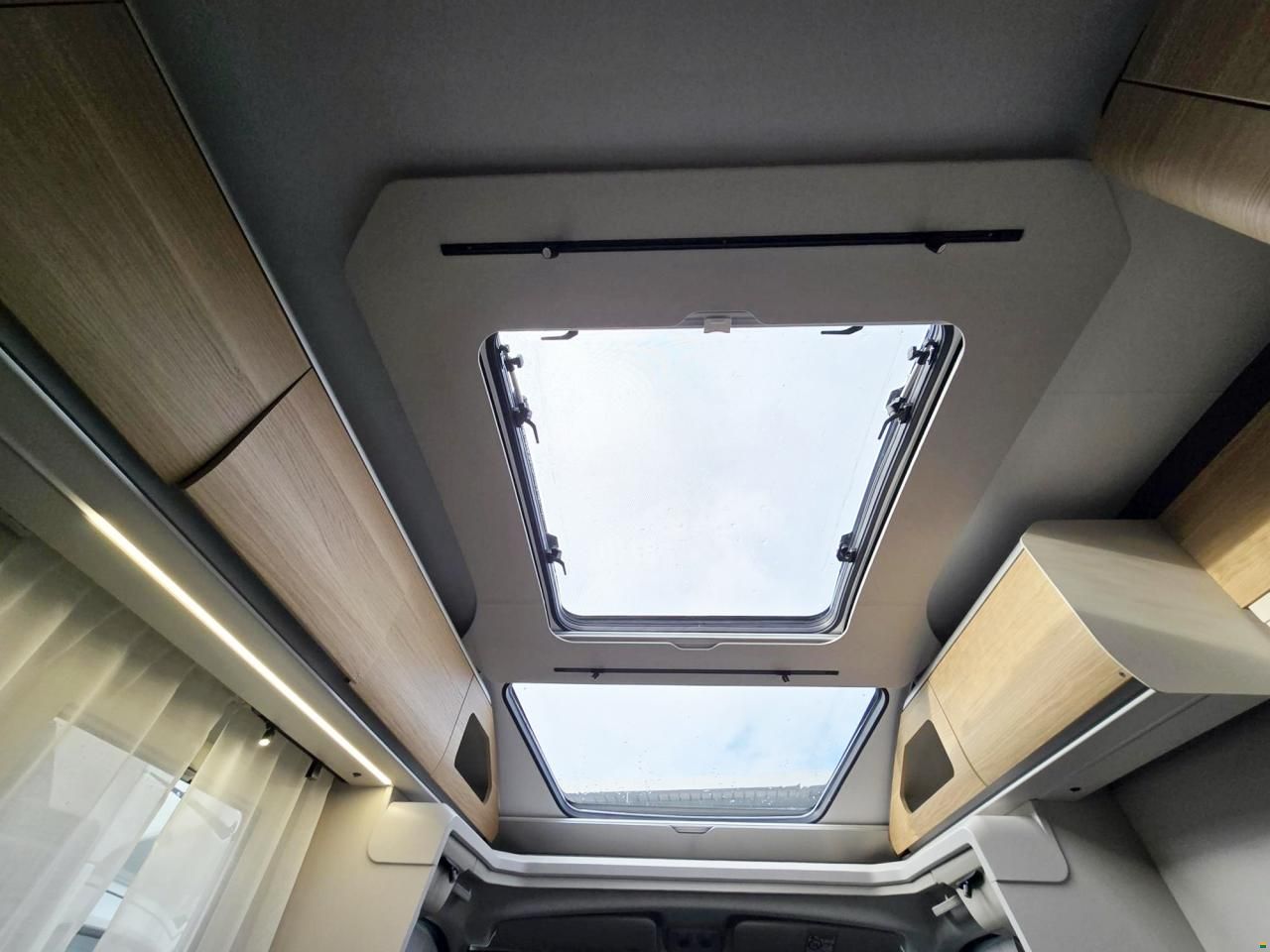 Adria Coral 650 DL AXESS 2.2 HDI